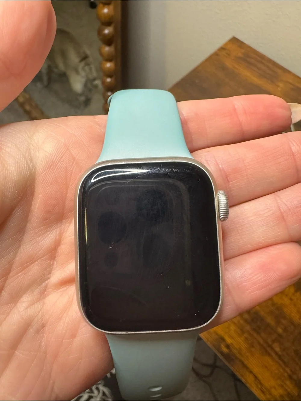 Apple Watch Series 8 GPS, 41mm, Starlight Aluminium Case with S/M Band
